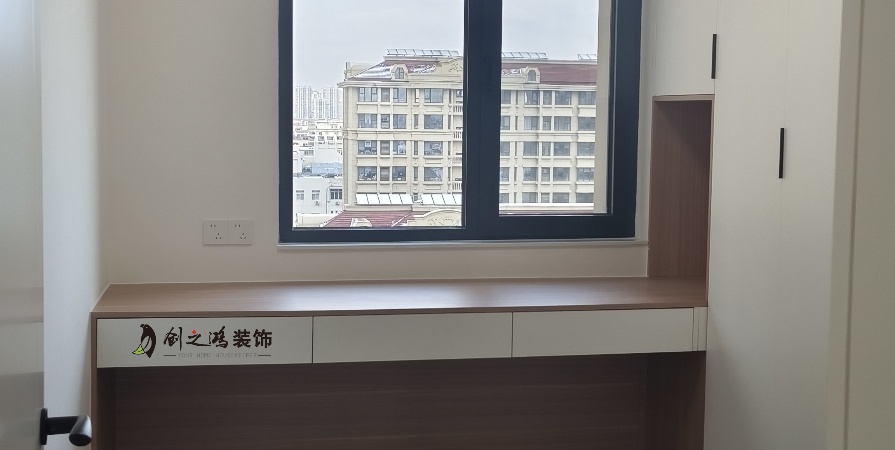 盈秀園128㎡現(xiàn)代簡約風格三居室裝修案例
