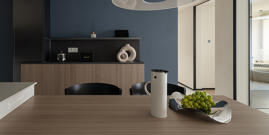 中海·左岸源境89㎡現(xiàn)代簡約風格三居室裝修案例