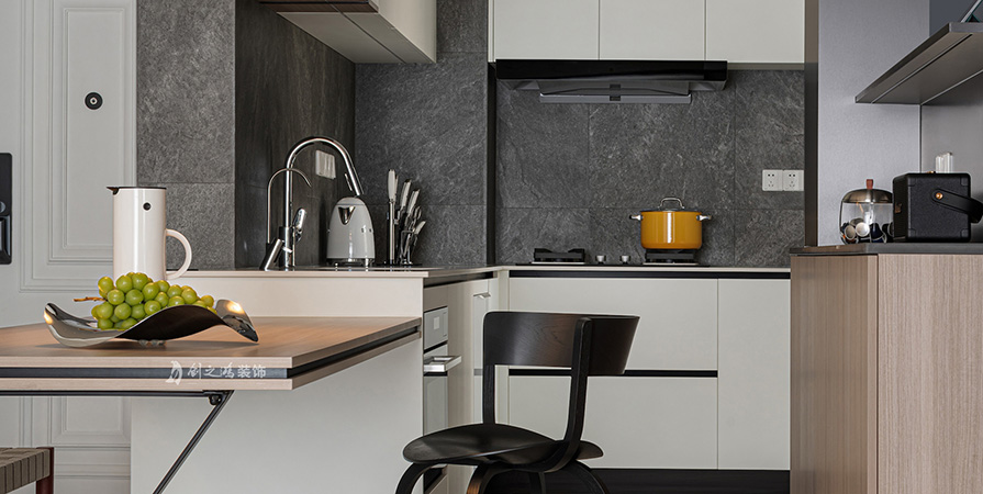 中海·左岸源境89㎡現(xiàn)代簡約風格三居室裝修案例