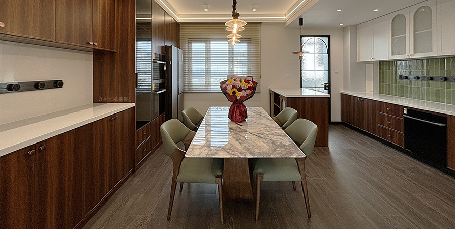 【原創(chuàng)】陽(yáng)光公寓140㎡中古風(fēng)格三居室實(shí)景案例