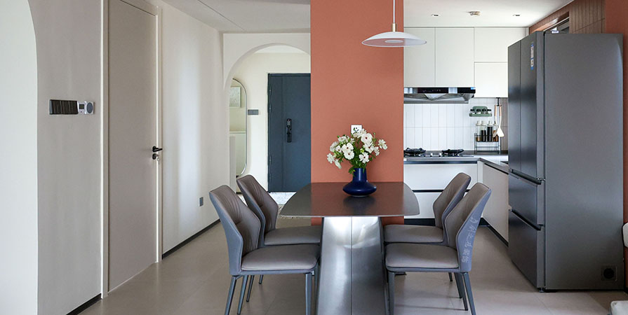 中海左岸源境82㎡現(xiàn)代風格兩居室裝修案例