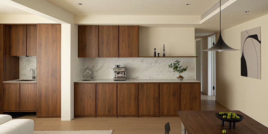 中車(chē)·中環(huán)學(xué)府122㎡中古風(fēng)格三居室裝修案例